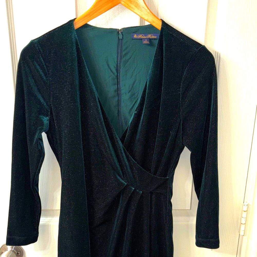 Brooks Brothers Size 4 Faux Wrap knee/Midi Sheath dress Green sparkle holiday